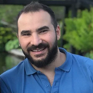 Deniz Yüce